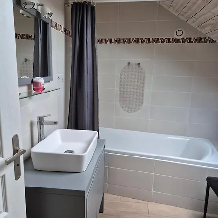 Locations A La Montagne * Sarrancolin