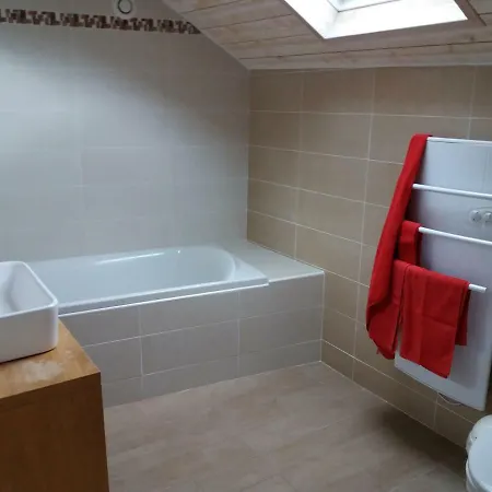 Locations A La Montagne * Sarrancolin